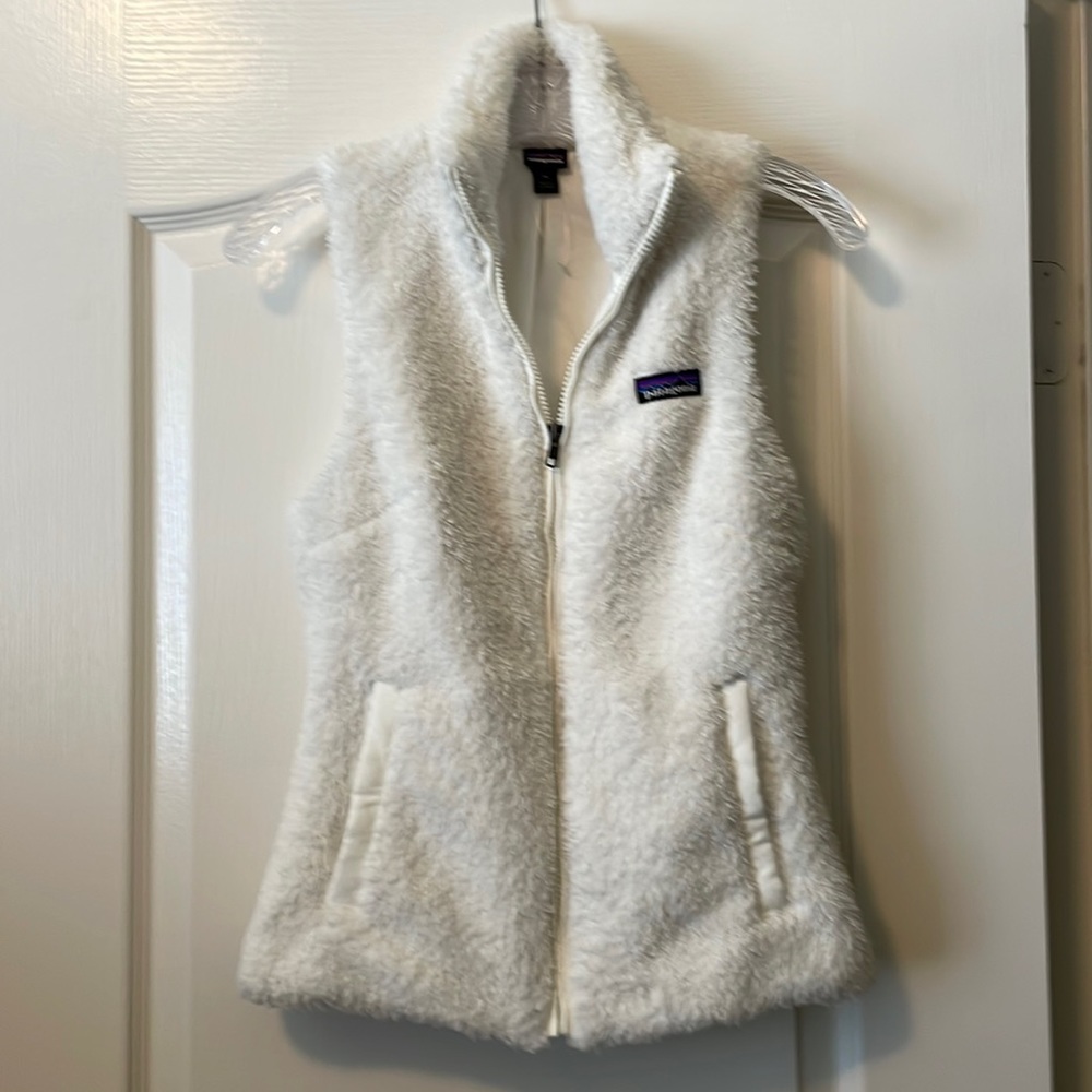 Patagonia Sherpa vest NWOT!